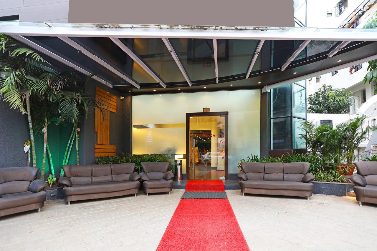 Oyo 10672 Hotel Riviera นาสิก ภายนอก รูปภาพ