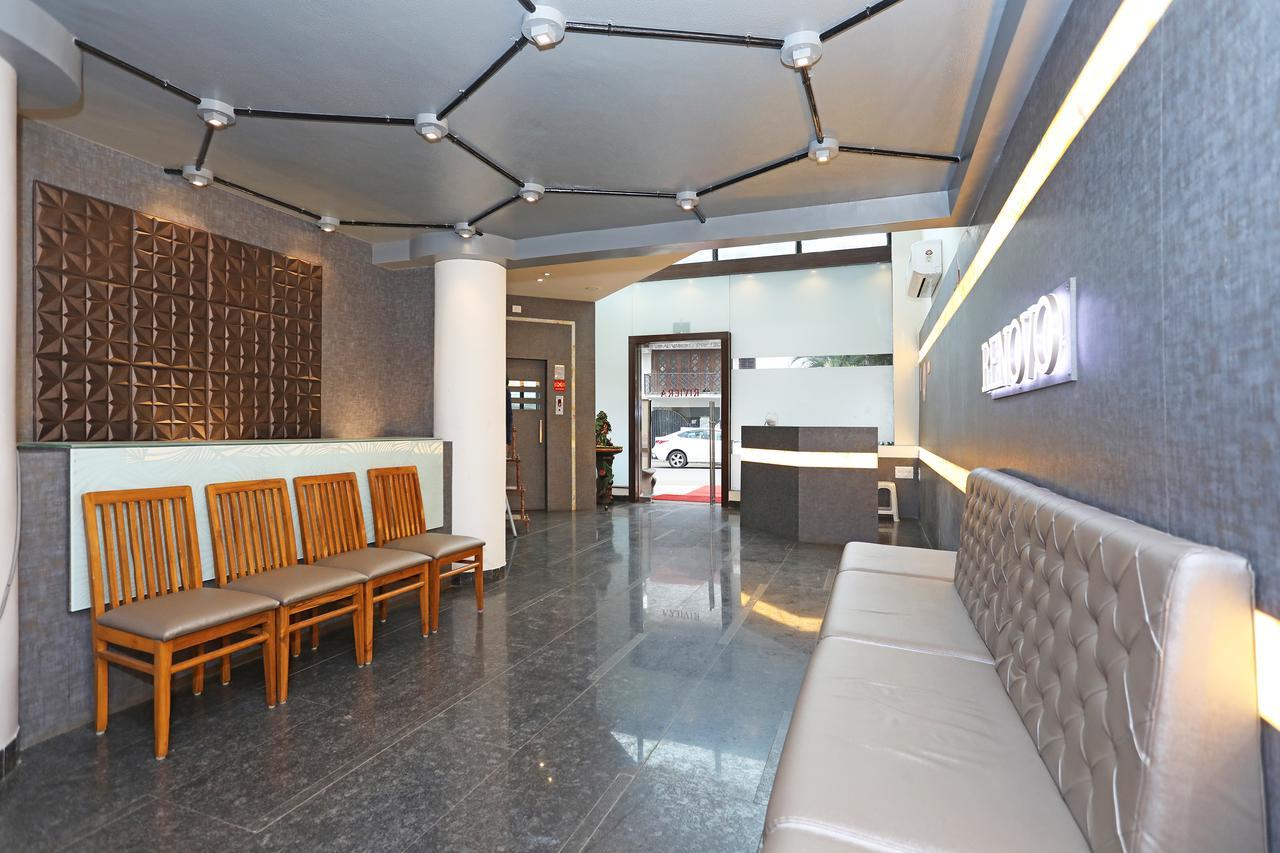 Oyo 10672 Hotel Riviera นาสิก ภายนอก รูปภาพ