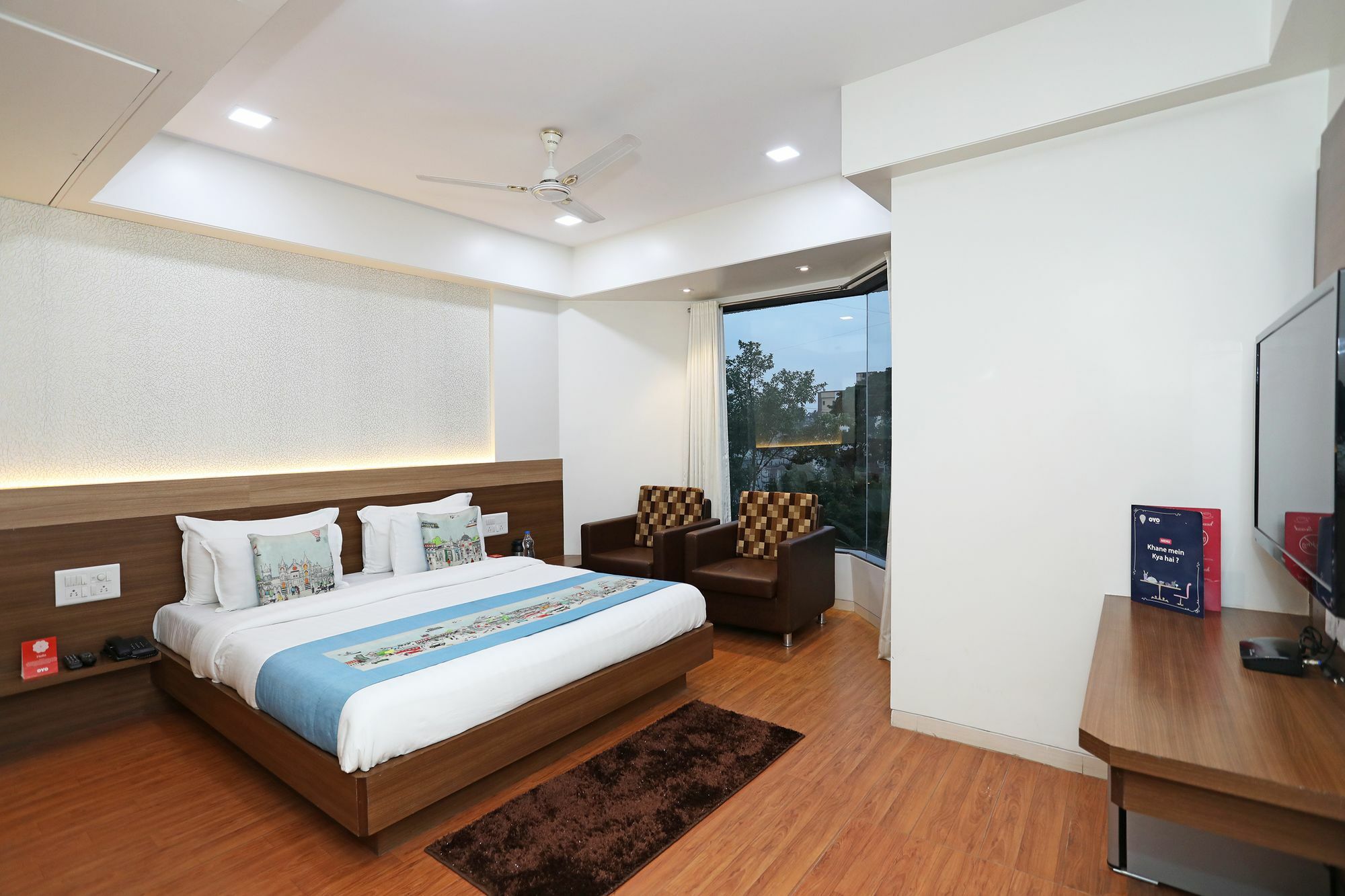 Oyo 10672 Hotel Riviera นาสิก ภายนอก รูปภาพ