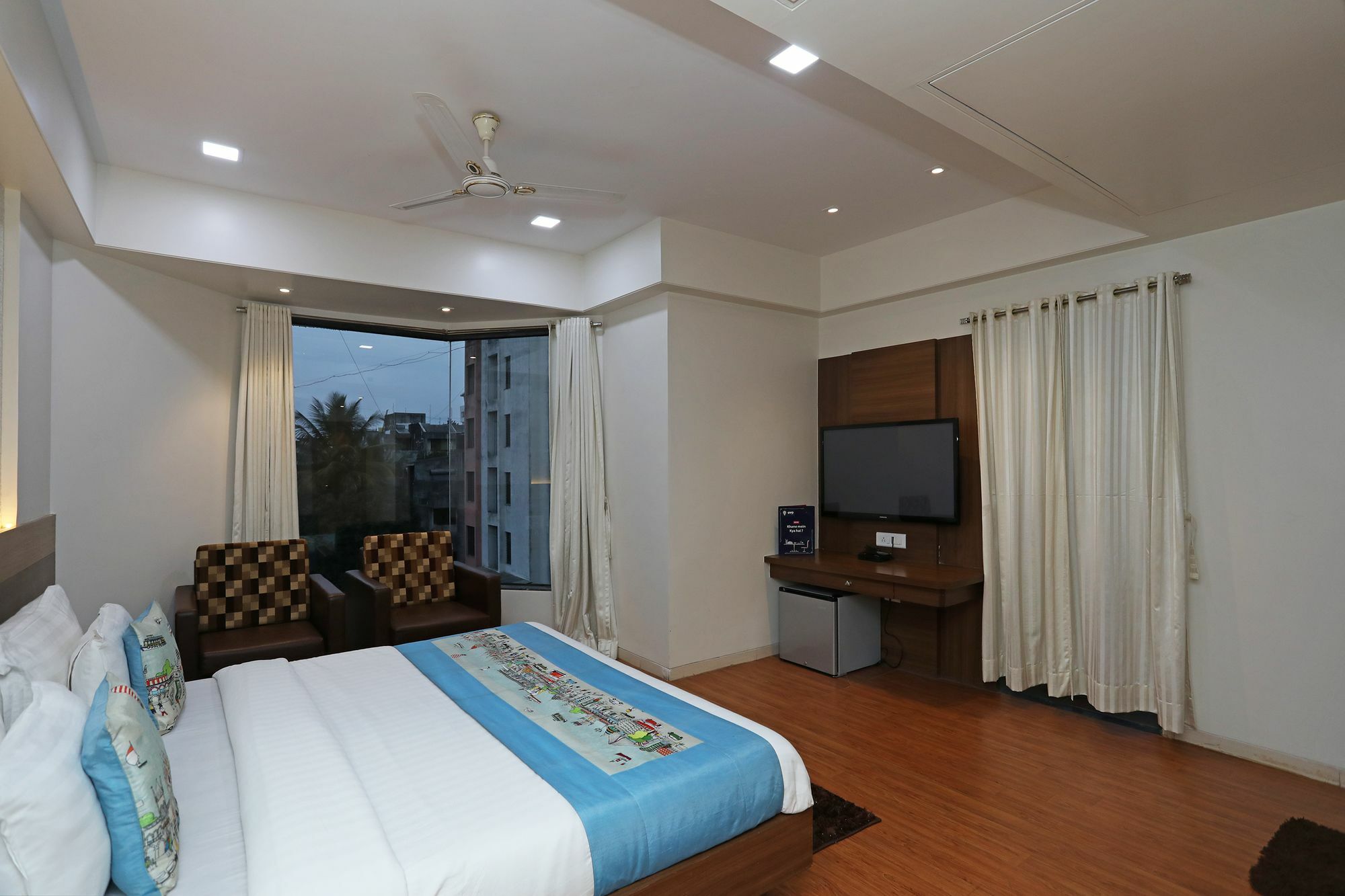 Oyo 10672 Hotel Riviera นาสิก ภายนอก รูปภาพ